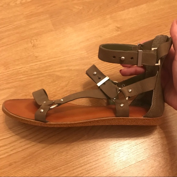 1. State Channdra Gladiator Sandal - Picture 7 of 8